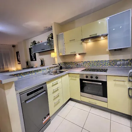 View Lägenhet Warszawa